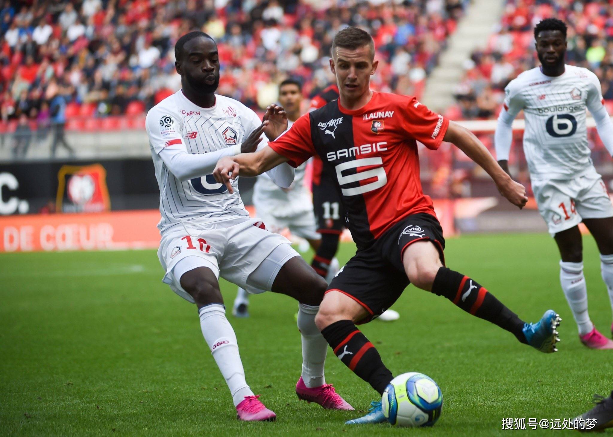 瓦伦西亚客场大胜，豪取连胜的简单介绍