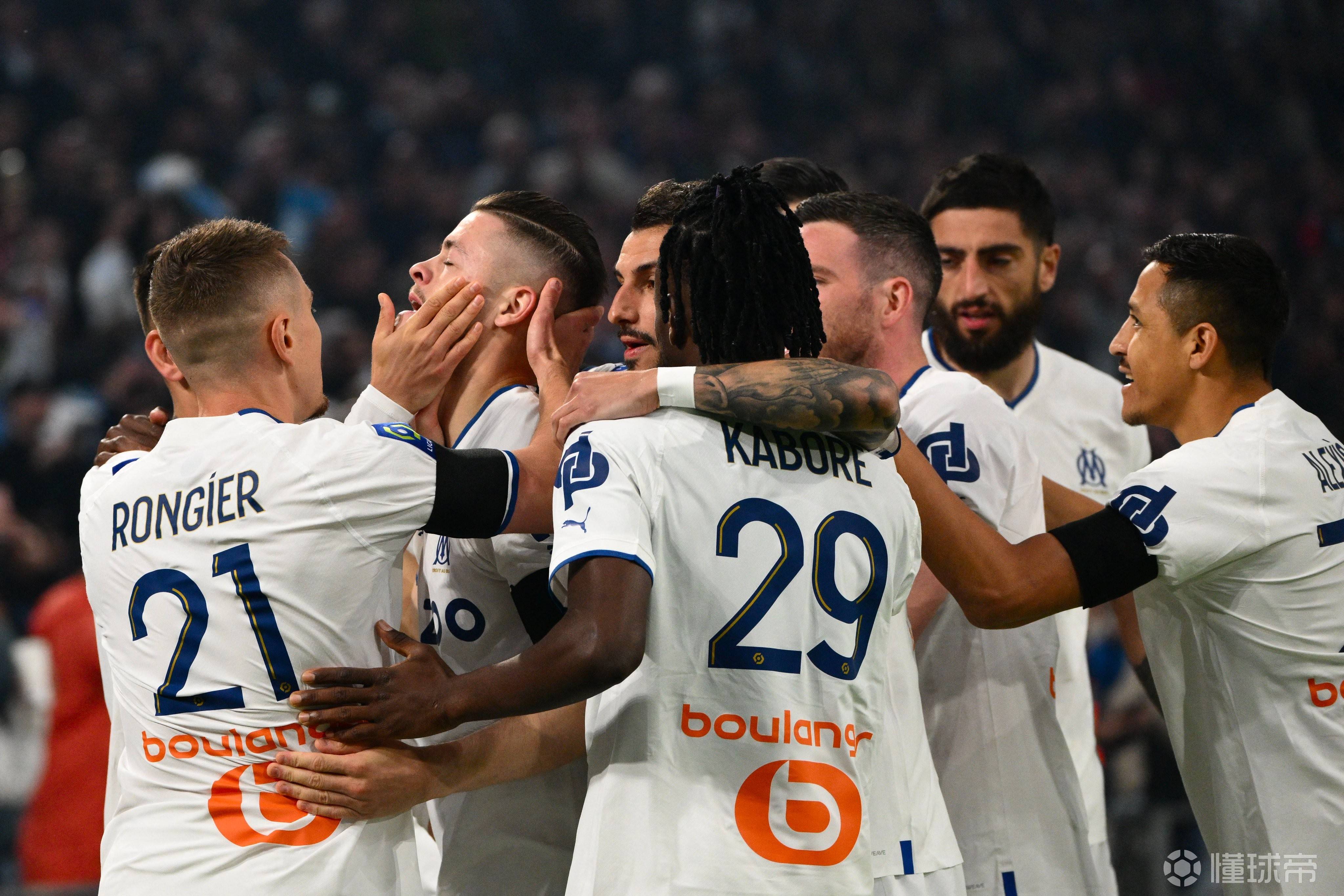 法乙风暴!吉马罗主场2-1逆转勒阿弗尔,延续不败纪录 法乙风暴!吉马罗主场2-1逆转勒阿弗尔,延续不败纪录