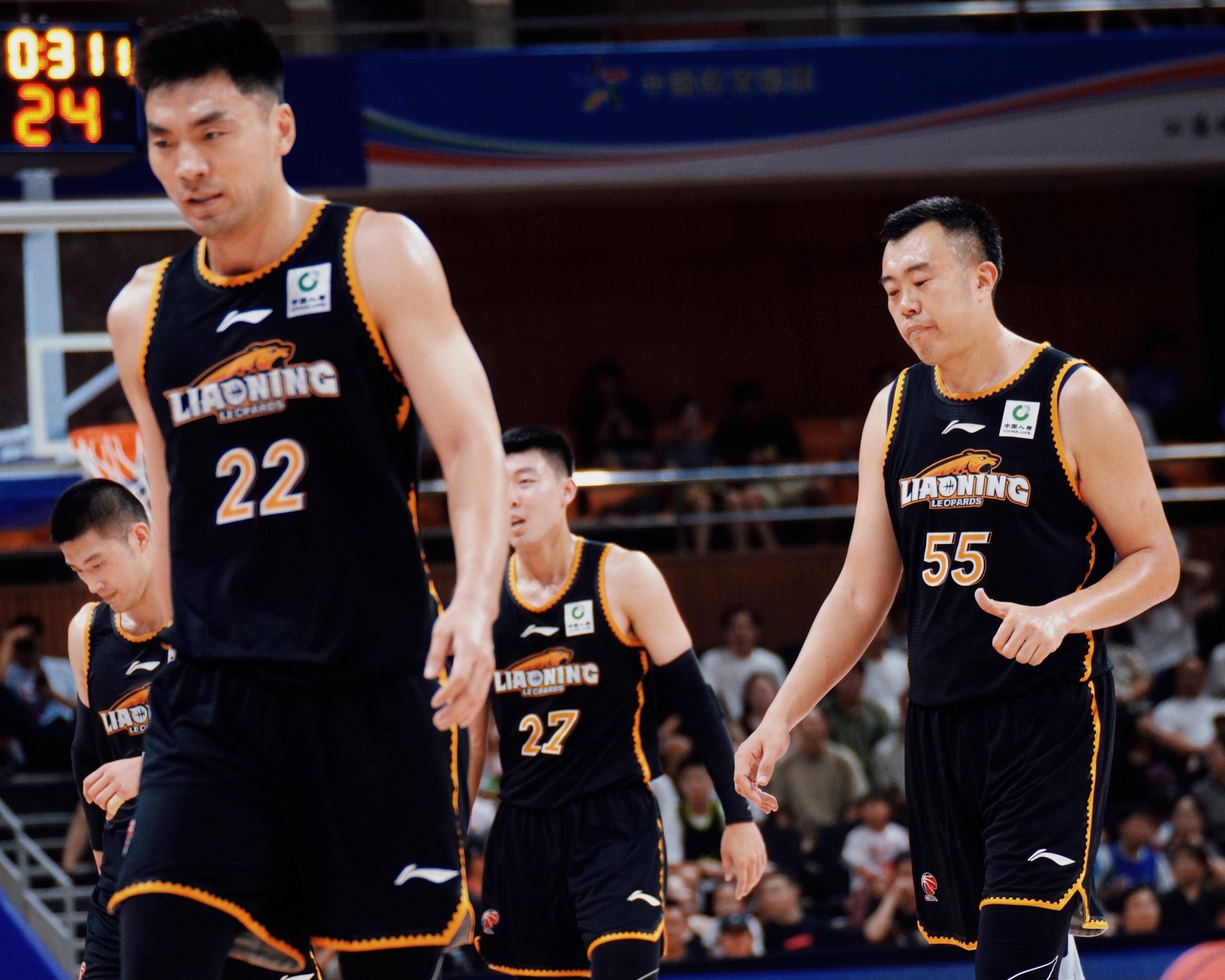 沈阳队在篮球场上表现出色取得胜利的简单介绍 沈阳队在篮球场上表现出色取得胜利的简单介绍