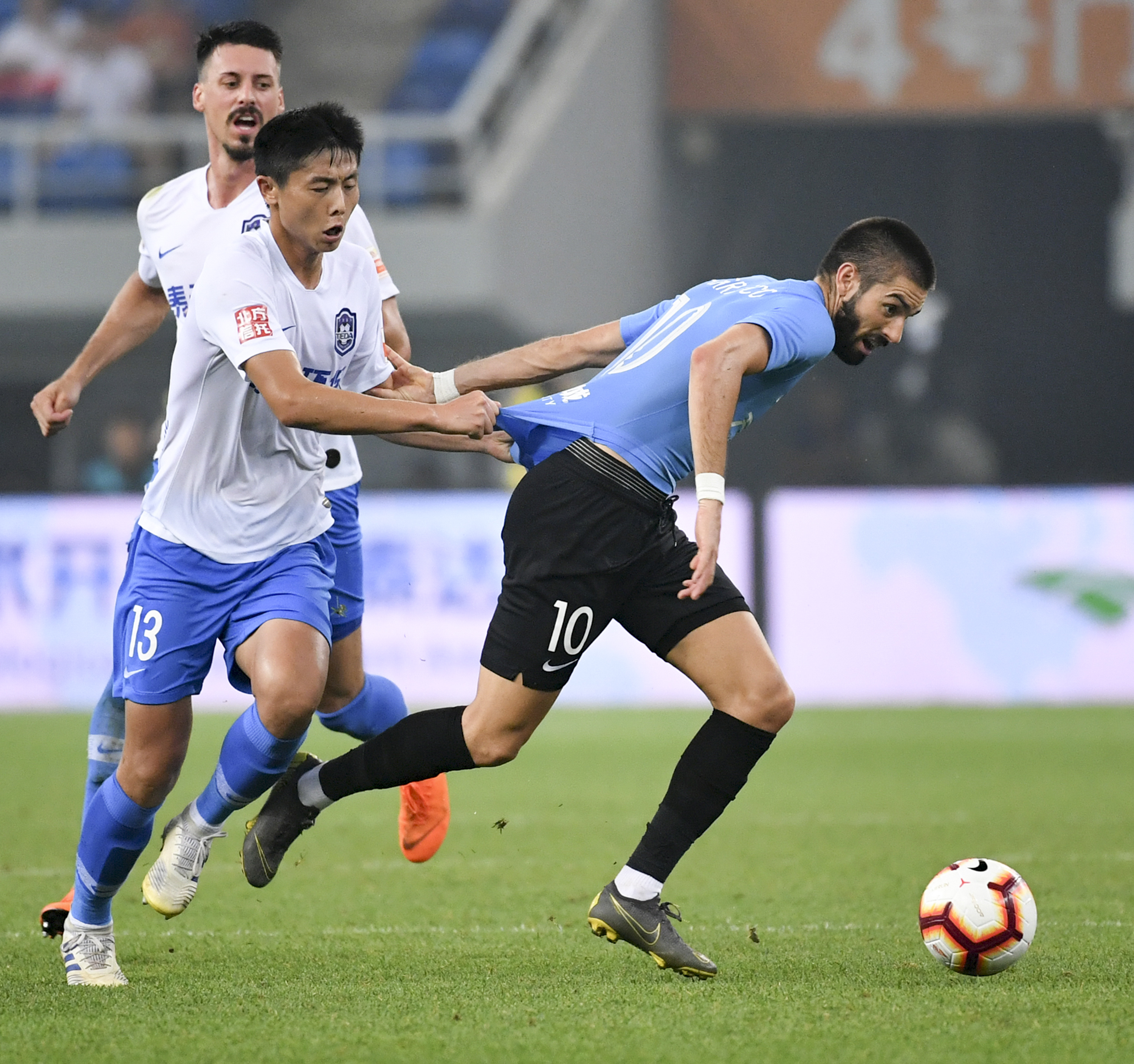 大连一方主场完胜泰达,卡拉斯科再次爆发的简单介绍 大连一方主场完胜泰达,卡拉斯科再次爆发的简单介绍