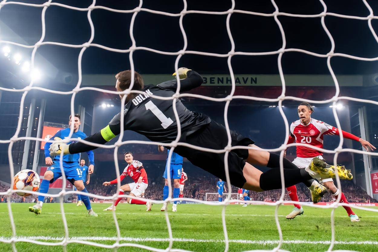 关于芬兰英雄表现,突围晋级淘汰赛的信息 关于芬兰英雄表现,突围晋级淘汰赛的信息