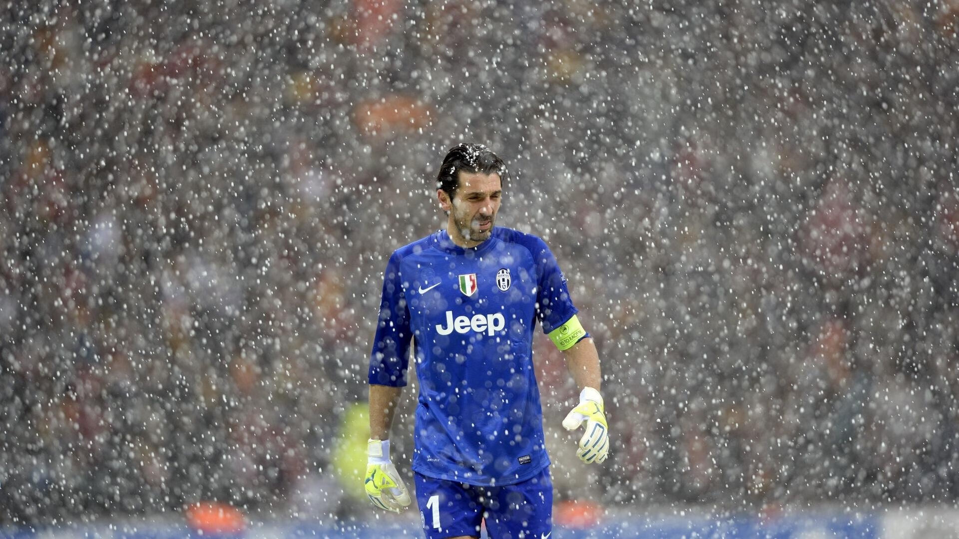 阿坎吉一锤定音,奥地利闪电战击溃厄瓜多尔