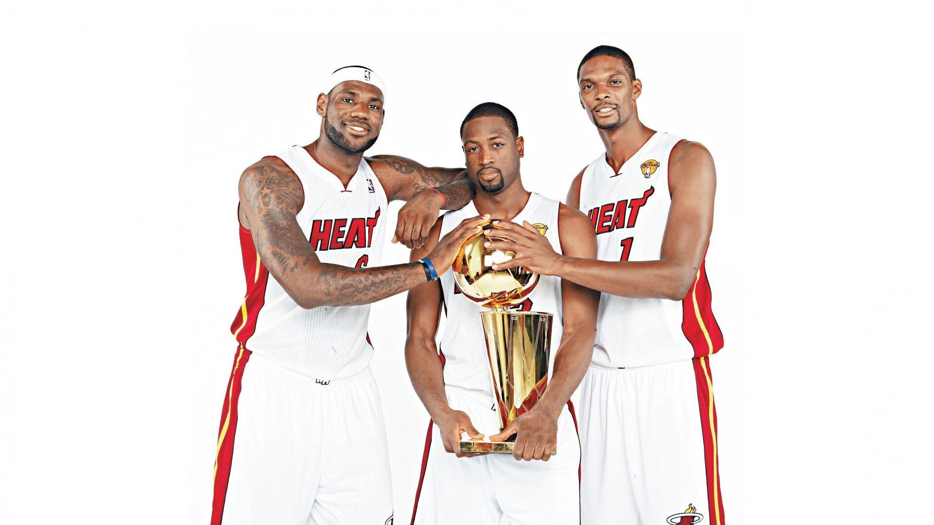 当哥伦比亚的咖啡豆遇上佛罗伦萨的鸢尾花，莱万如何诠释稳定输出的跨文化密码